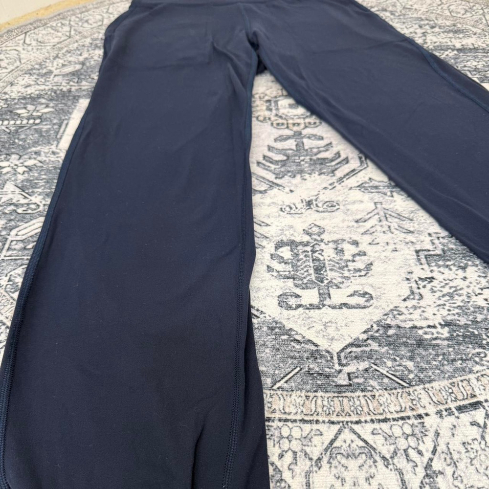 Lululemon Dark Blue Leggings - Size 4 - Picture 3 of 8